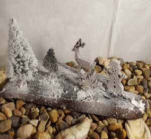 Driftwood - Christmas Scene 1