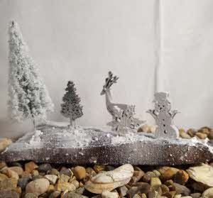Driftwood - Christmas Scene 2